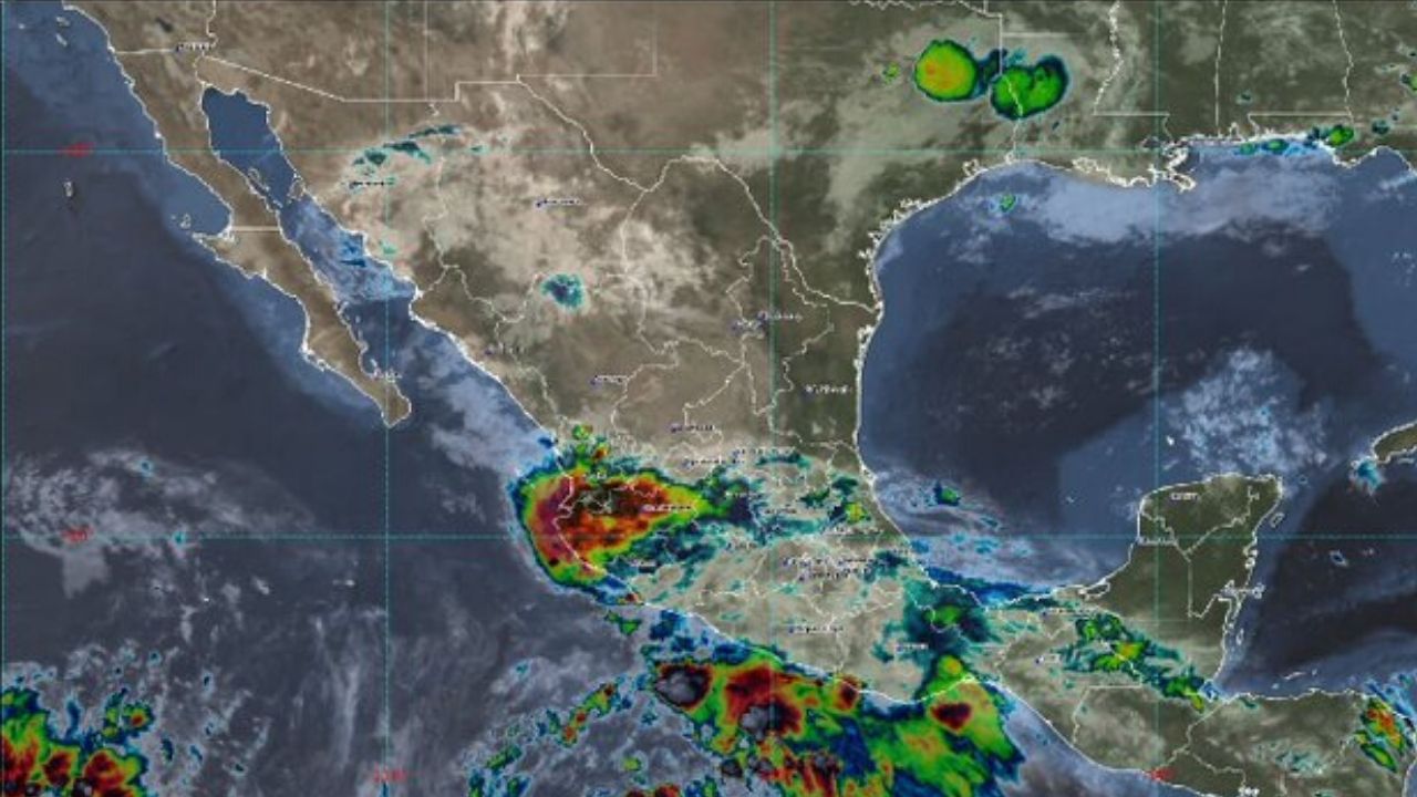 Alerta: Huracán Cristina en Océano Pacífico mexicano.